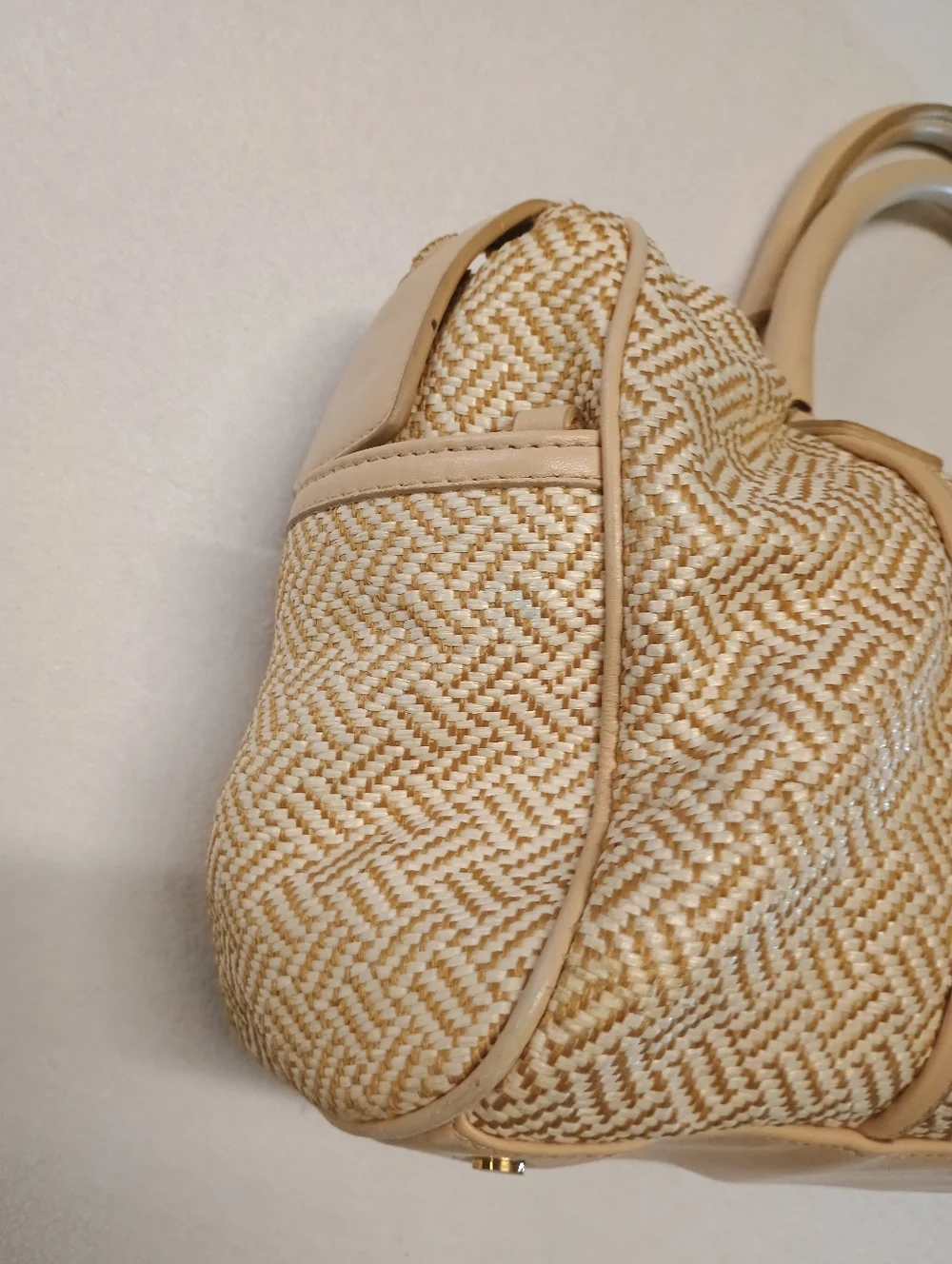 Tory Burch Vintage Woven Beige Weekend Duffel Bag - Unbranded - Picture 9 of 13